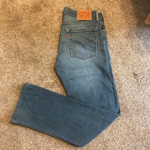 Levis slim fit size 32